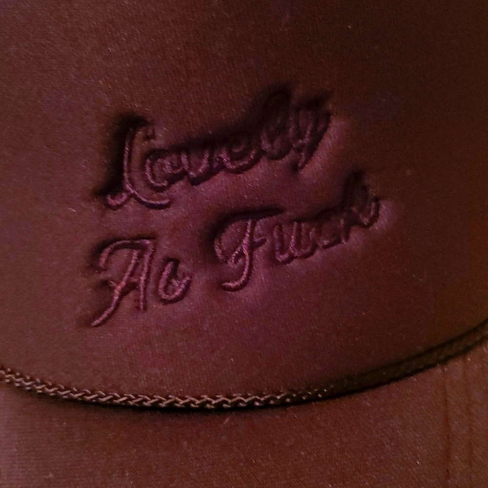 Trucker hat